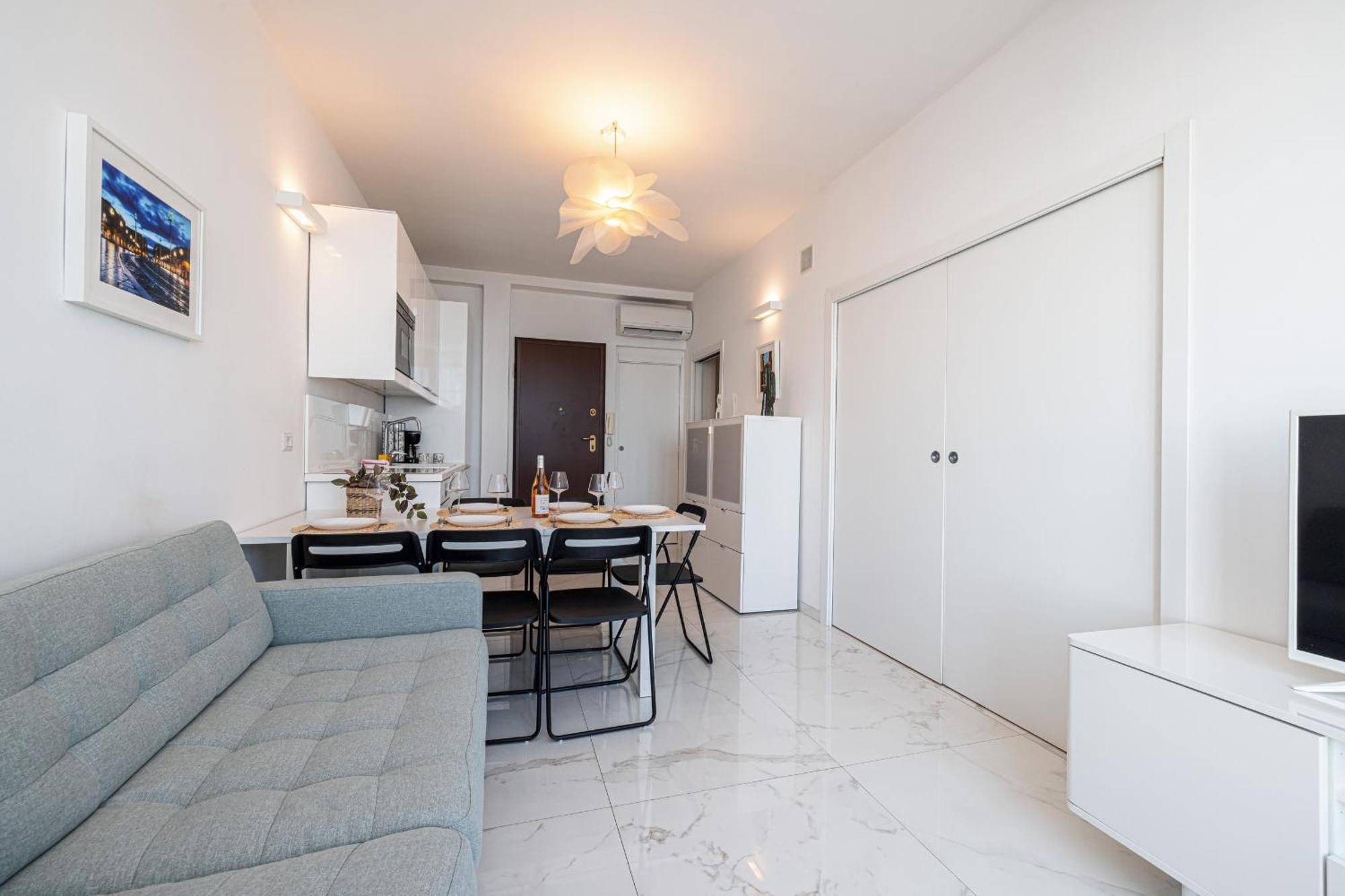 Sea View - 2 Bdr Promenade Des Anglais Ницца Экстерьер фото